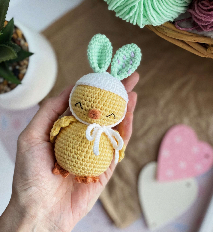 Easter chicken crochet pattern. Amigurumi chicken crochet pattern. Easy crochet pattern