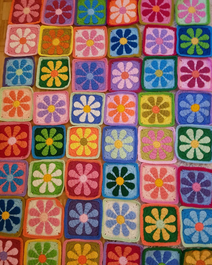 3D daisy granny square pattern 3D retro flower granny square crochet pattern easy motif granny square blanket square