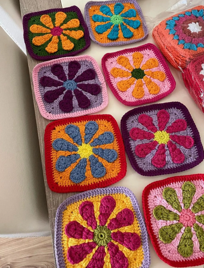 3D daisy granny square pattern 3D retro flower granny square crochet pattern easy motif granny square blanket square